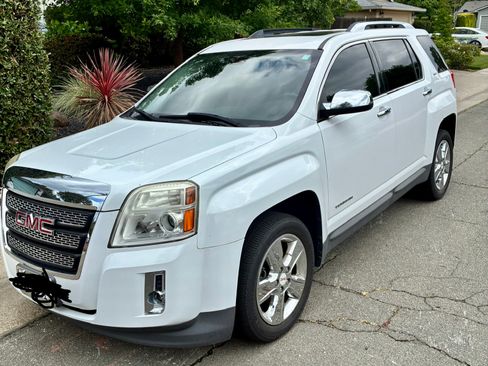 Used 2015 GMC Terrain SLT FWD image 4
