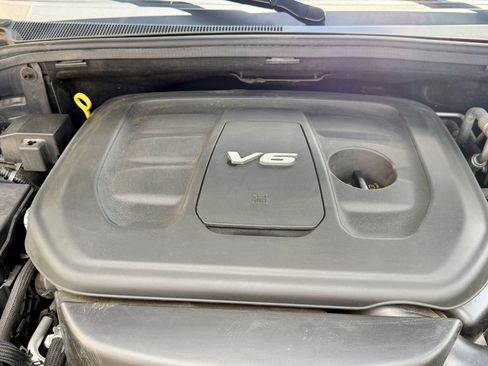 Used 2016 Jeep Grand Cherokee Limited AWD/4WD image 15