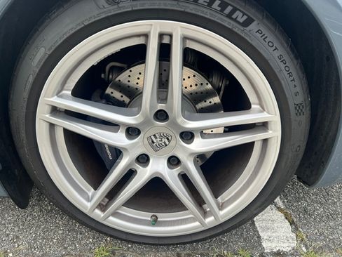 Used 2017 Porsche 911 Carrera image 12