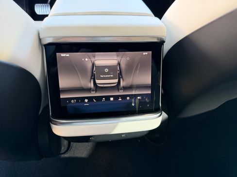 Used 2021 Tesla Model S Long Range image 16