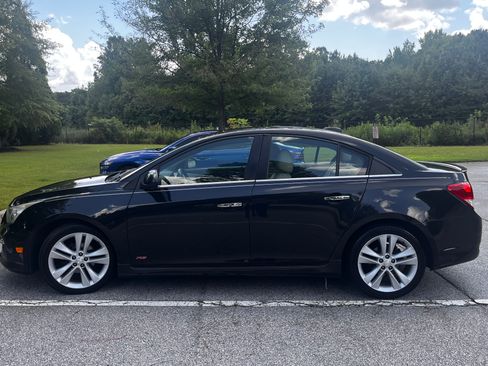 Used 2015 Chevrolet Cruze LTZ w/ Sun, Sound and Sport Package FWD image 1