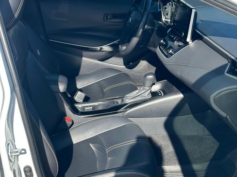 Used 2022 Toyota Corolla LE image 15