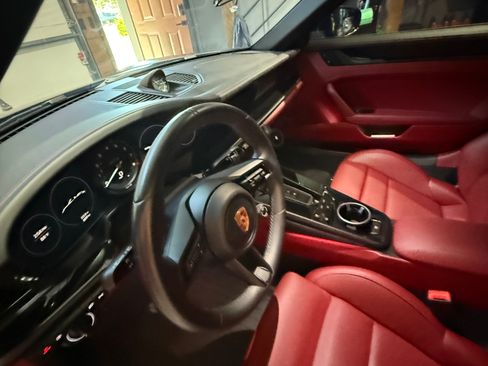 Used 2024 Porsche 911 Carrera 4 GTS w/ Premium Package image 9