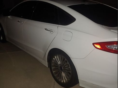 Used 2015 Ford Fusion Titanium image 3