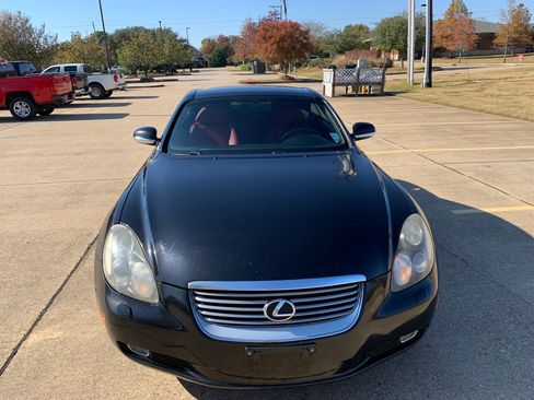 Used 2005 Lexus SC 430 Convertible image 8