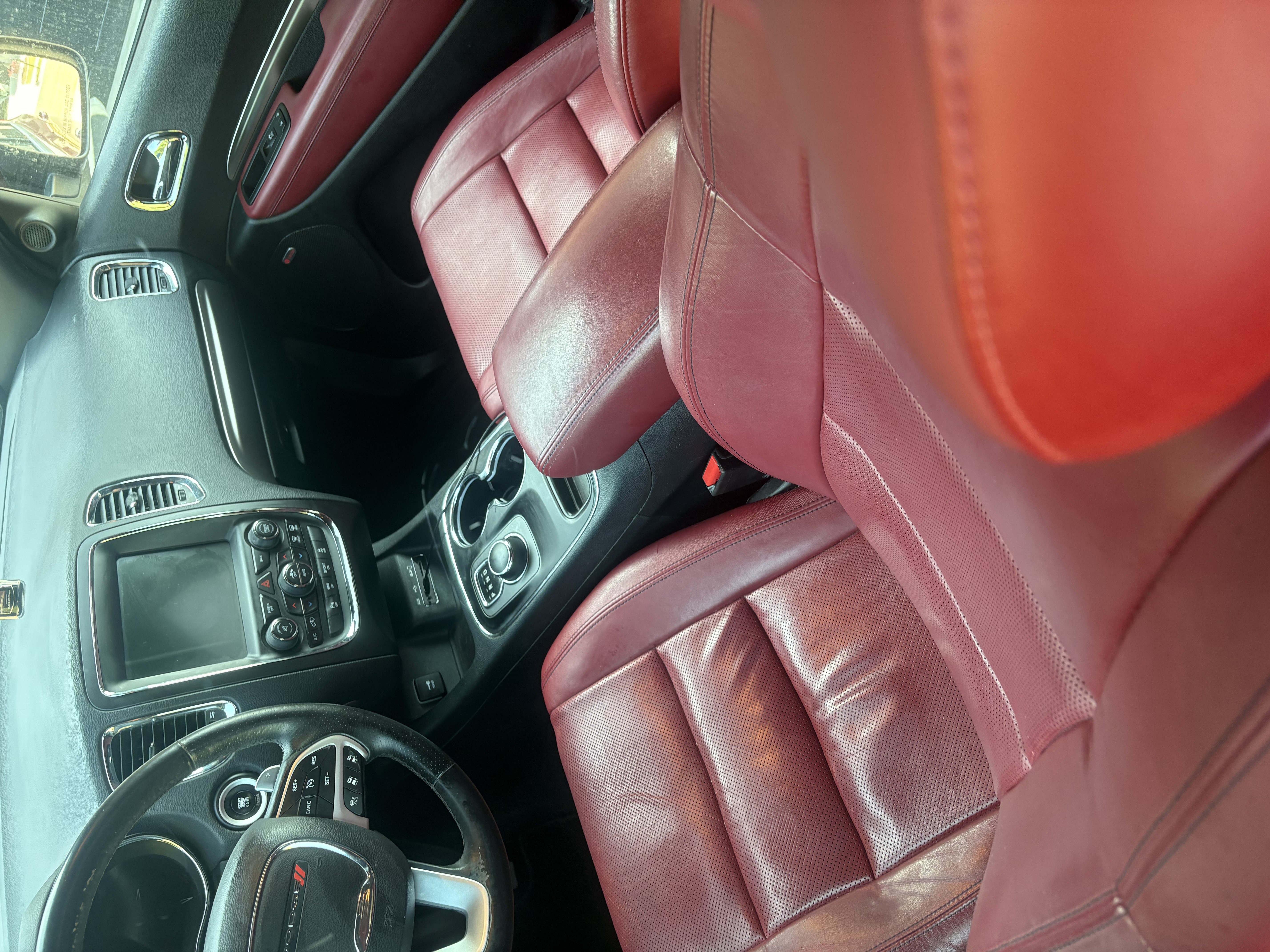 Used 2016 Dodge Durango R/T w/ Technology Group RWD image 2
