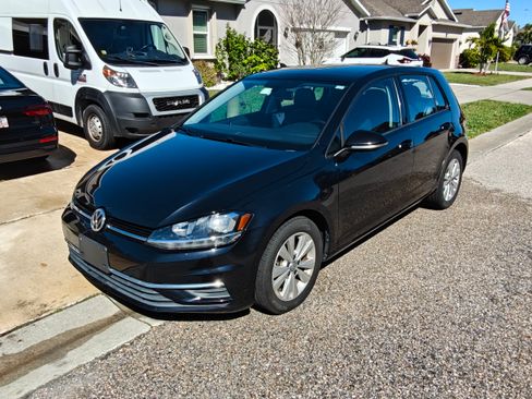 Used 2021 Volkswagen Golf 1.4T TSI Hatchback Sedan 4D image 2