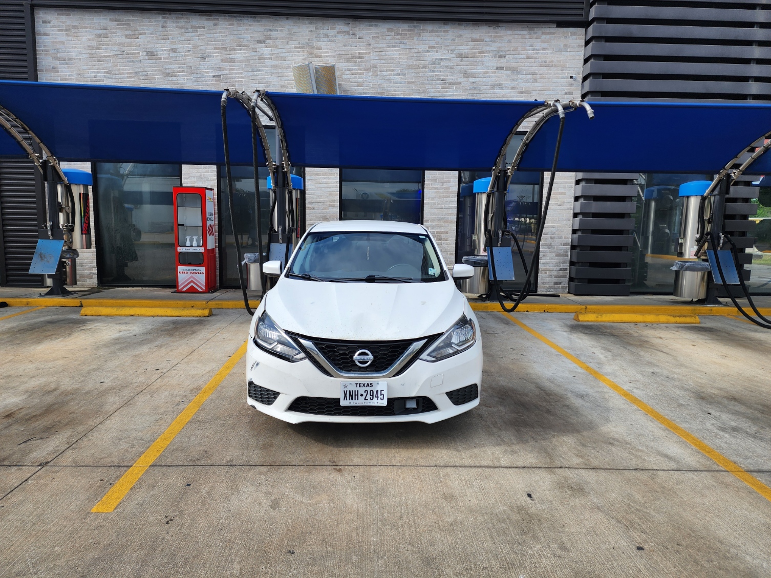 Used 2019 Nissan Sentra SV FWD image 1