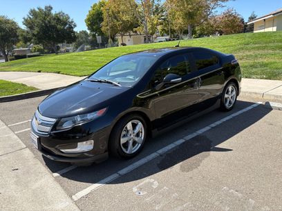 Used 2013 Chevrolet Volt w/ Enhanced Safety Package 1