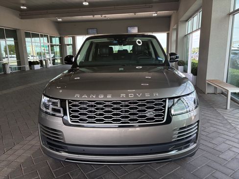 Used 2019 Land Rover Range Rover HSE image 4