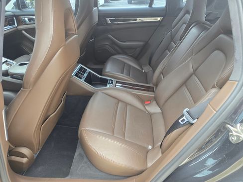 Used 2017 Porsche Panamera Turbo w/ Sport Package image 10