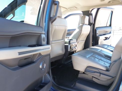 Used 2018 Ford Expedition Max XLT w/ Equipment Group 202A image 21
