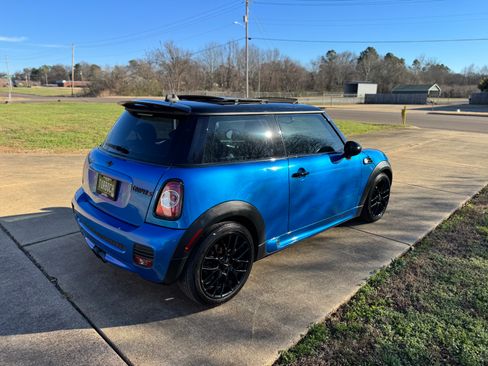 Used 2011 MINI Cooper S image 6