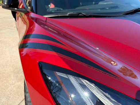 Used 2021 Chevrolet Corvette Stingray Premium Conv w/ Z51 Performance Package image 20