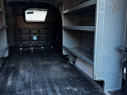 Used 2020 Chevrolet Express 2500 w/ Driver Convenience Package image 5