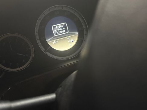 Used 2012 Mercedes-Benz E 350 4MATIC Sedan image 16