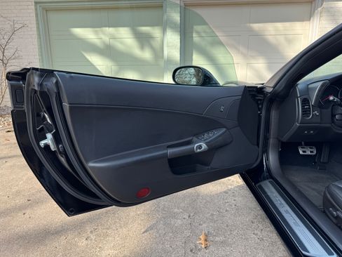 Used 2007 Chevrolet Corvette Convertible image 22