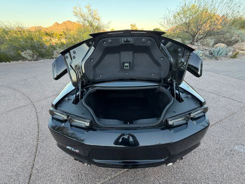 Used 2019 Chevrolet Camaro ZL1 image 24