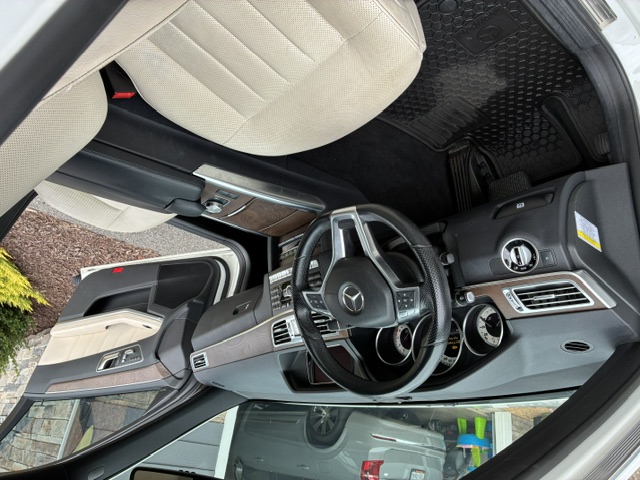 Used 2014 Mercedes-Benz E 550 4MATIC Sedan image 14