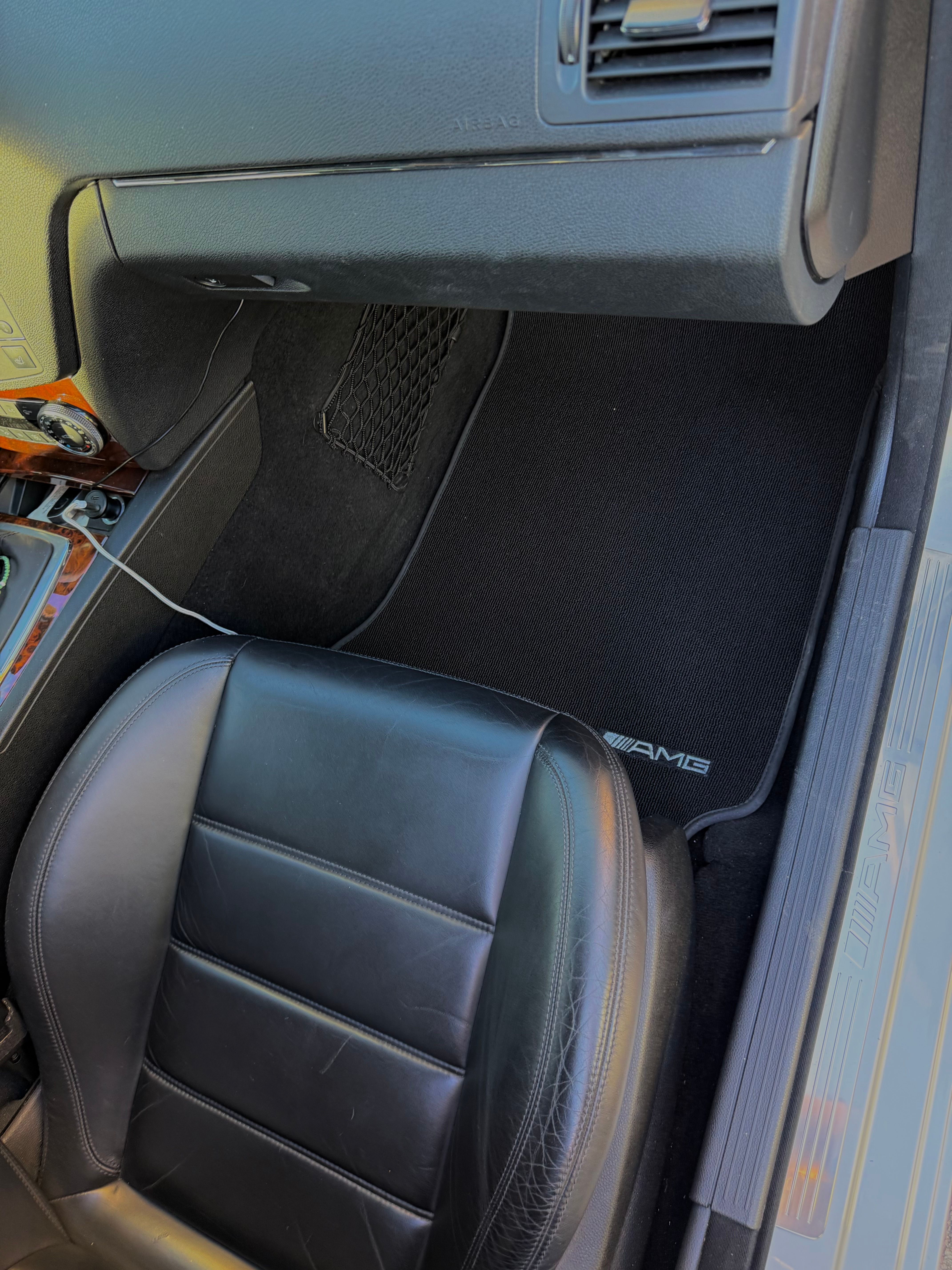 Used 2010 Mercedes-Benz C 63 AMG Sedan image 9
