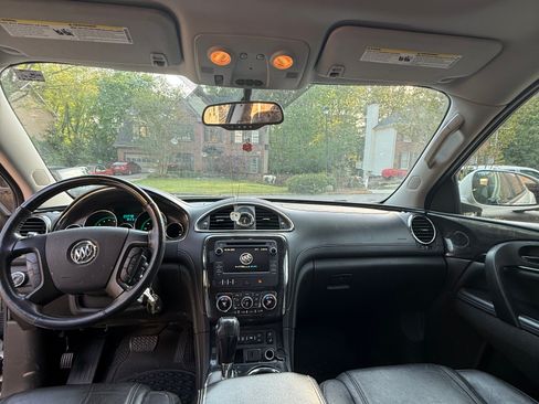 Used 2016 Buick Enclave Leather w/ Trailering Package, 4500 LBS. image 9