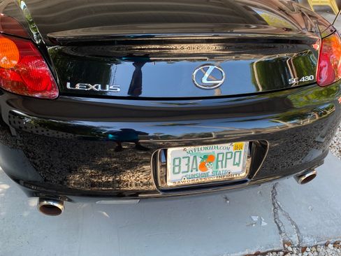 Used 2005 Lexus SC 430 Convertible RWD image 4