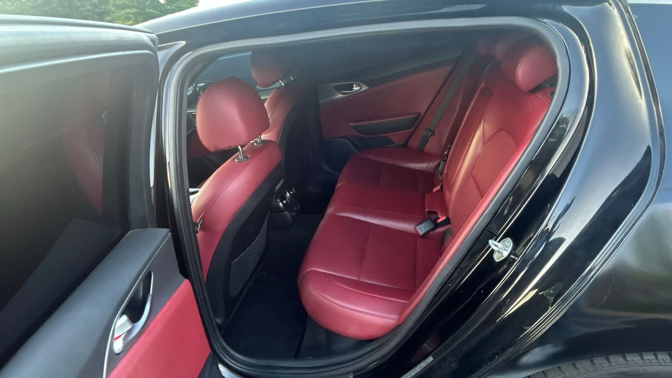 Used 2019 Kia Stinger GT RWD image 12