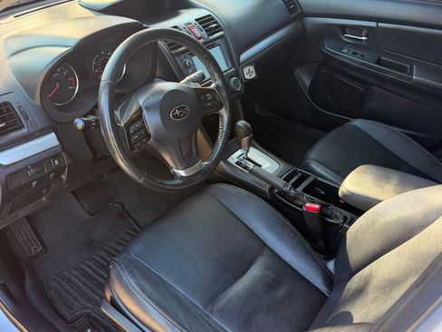 Used 2013 Subaru XV Crosstrek 2.0i Limited AWD/4WD image 9