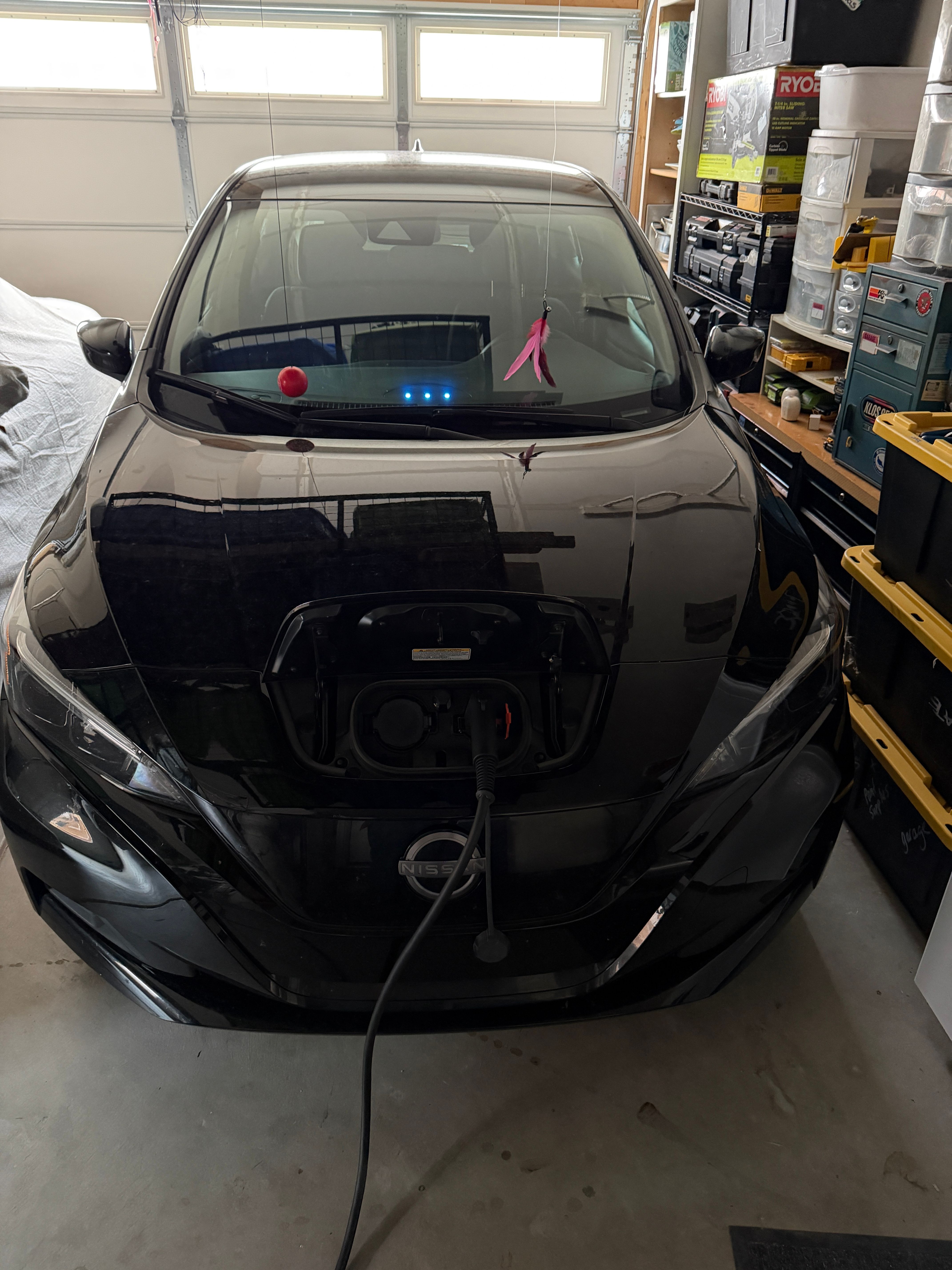 Used 2025 Nissan Leaf S FWD image 1