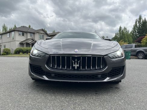 Used 2019 Maserati Ghibli RWD image 1