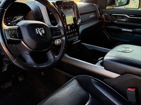 Used 2021 RAM 1500 Laramie image 11