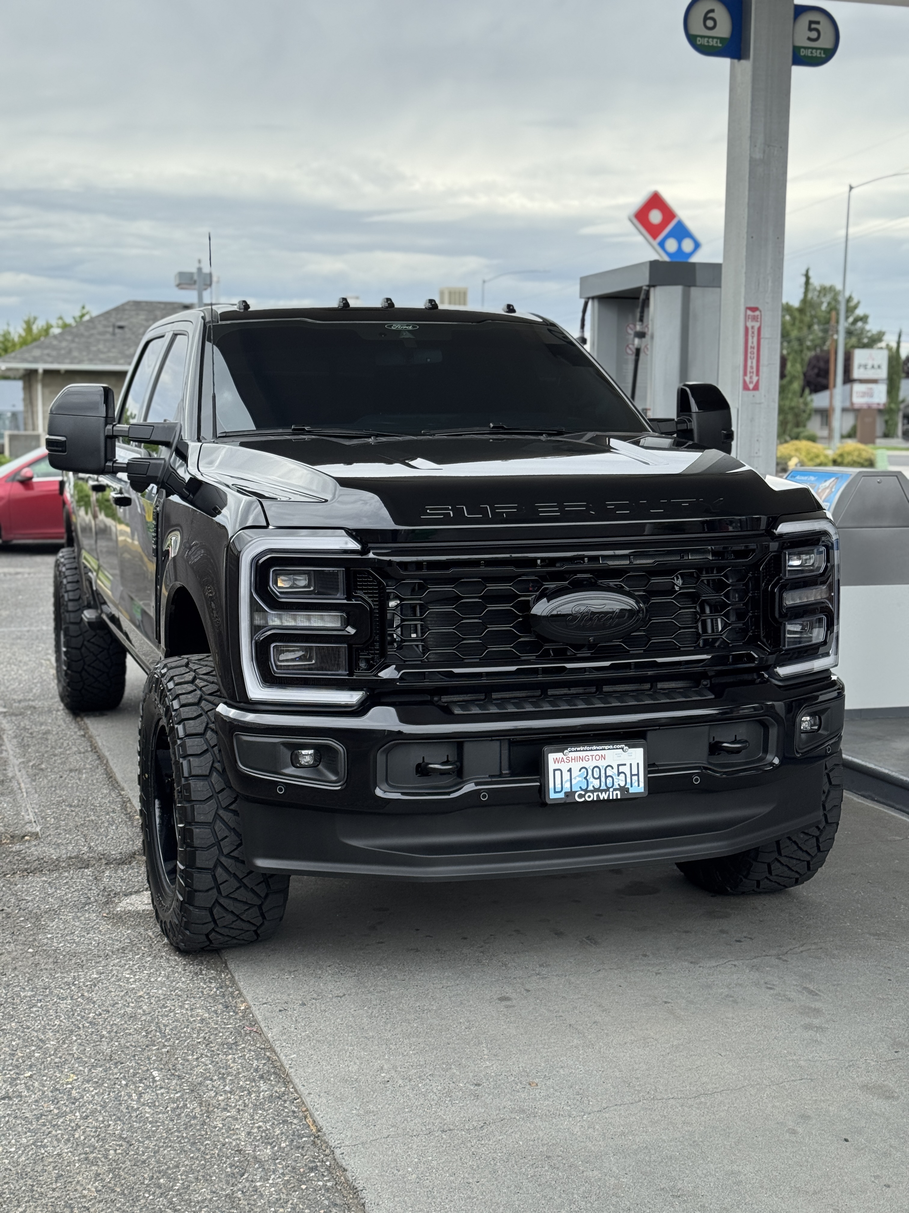 Used 2025 Ford F350 Platinum AWD/4WD image 6