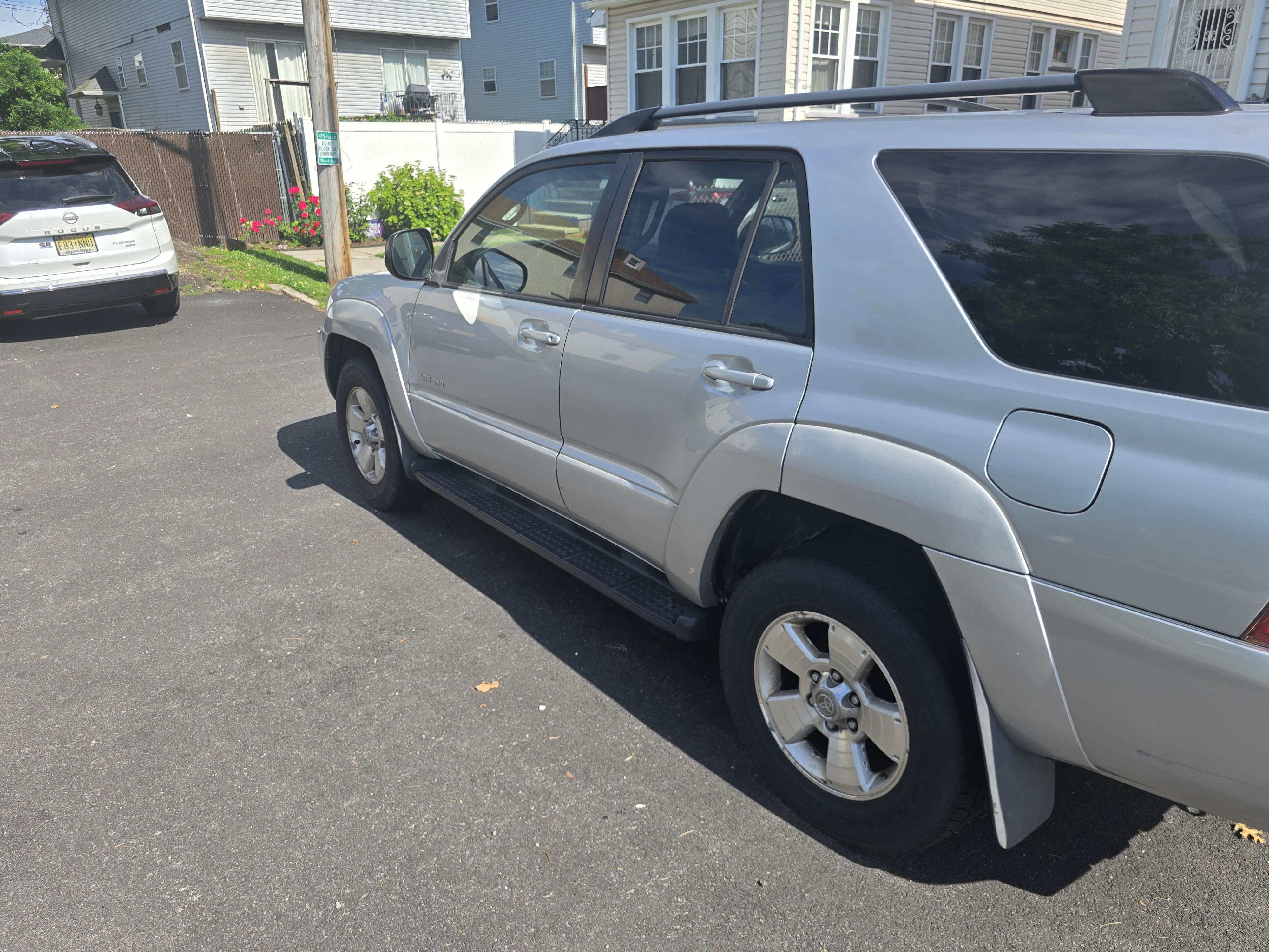 Used 2004 Toyota 4Runner Sport AWD/4WD image 6