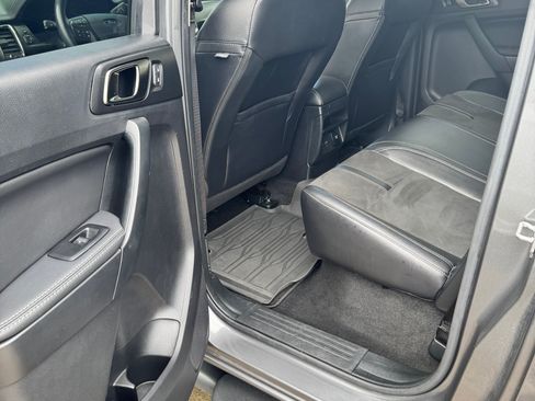 Used 2021 Ford Ranger Lariat w/ Tremor Off-Road Package image 14