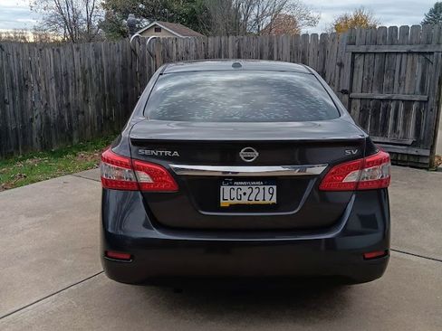 Used 2015 Nissan Sentra SV w/ Style Package image 4