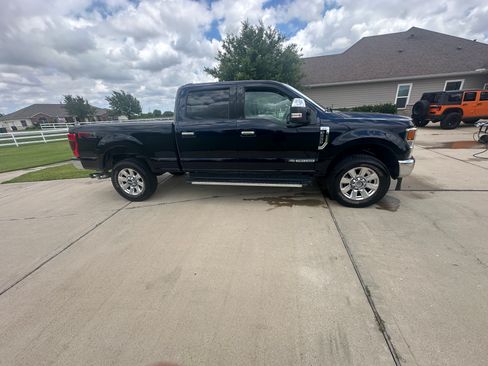 Used 2021 Ford F250 XLT w/ XLT Premium Package AWD/4WD image 9
