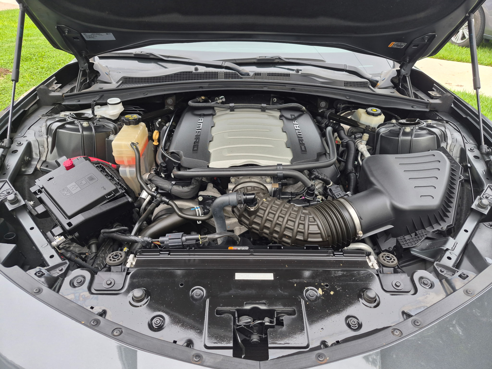 Used 2018 Chevrolet Camaro SS RWD image 9