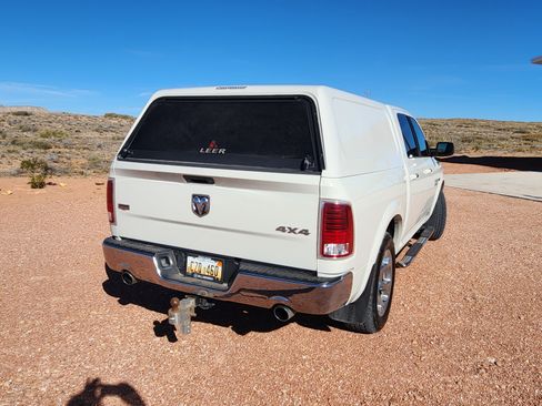 Used 2018 RAM 1500 Laramie w/ Convenience Group image 11