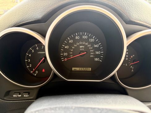 Used 2004 Lexus SC 430 Convertible image 10