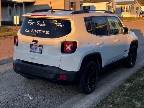 Used 2018 Jeep Renegade Altitude image 2