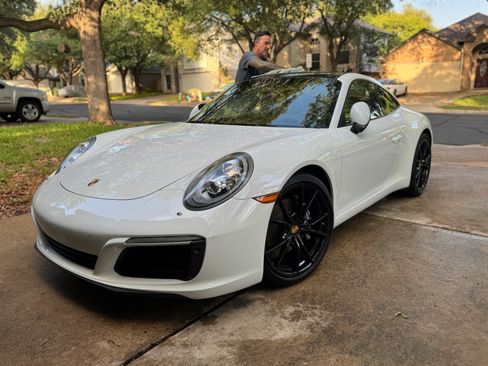 Used 2017 Porsche 911 Carrera image 5