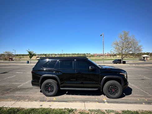 Used 2023 Toyota Sequoia TRD Pro AWD/4WD image 1