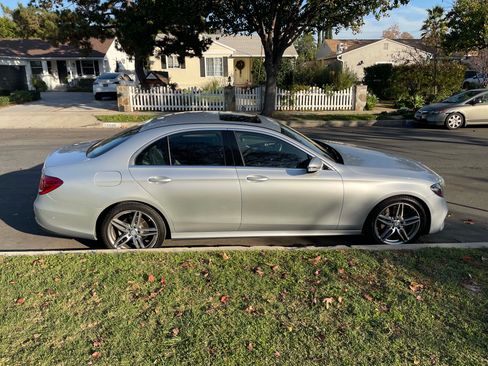 Used 2017 Mercedes-Benz E 300 E 300 Sedan 4D image 10