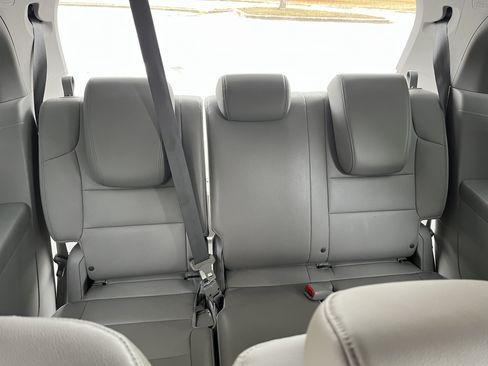 Used 2014 Honda Odyssey EX-L image 21