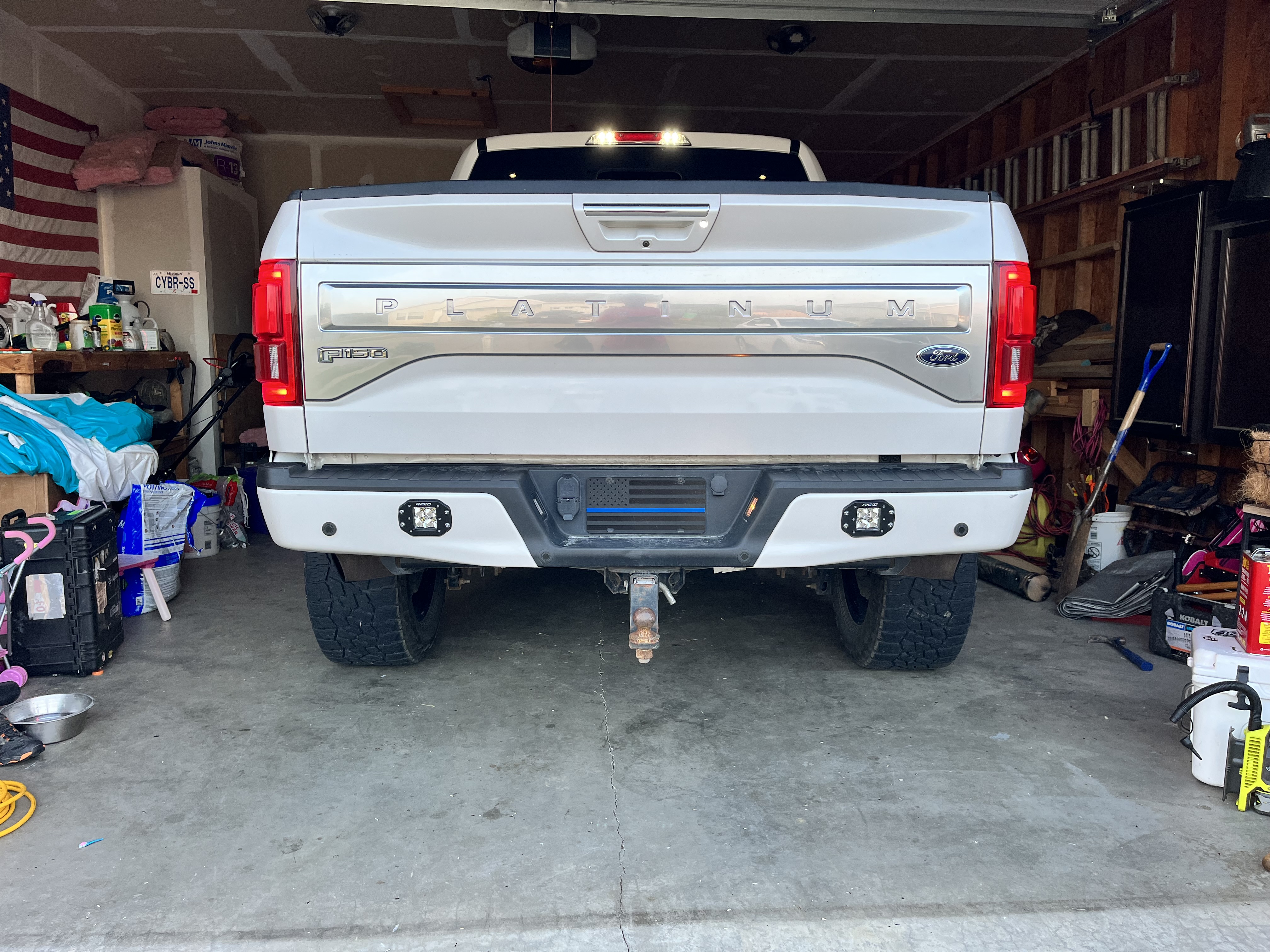 Used 2015 Ford F150 Platinum w/ Equipment Group 701A Luxury AWD/4WD image 6