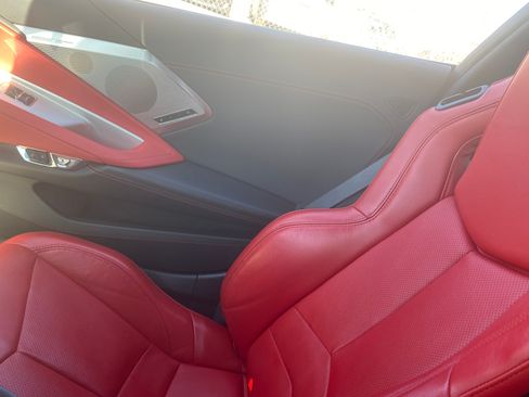 Used 2020 Chevrolet Corvette Stingray Preferred Cpe w/ 2LT Preferred Equipment Group image 4