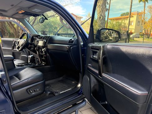 Used 2019 Toyota 4Runner TRD Off-Road Premium w/ Wilderness Package image 8