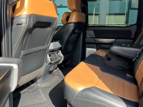 Used 2023 Ford F350 Platinum w/ FX4 Off-Road Package image 16