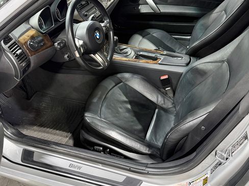 Used 2006 BMW Z4 3.0si RWD image 6