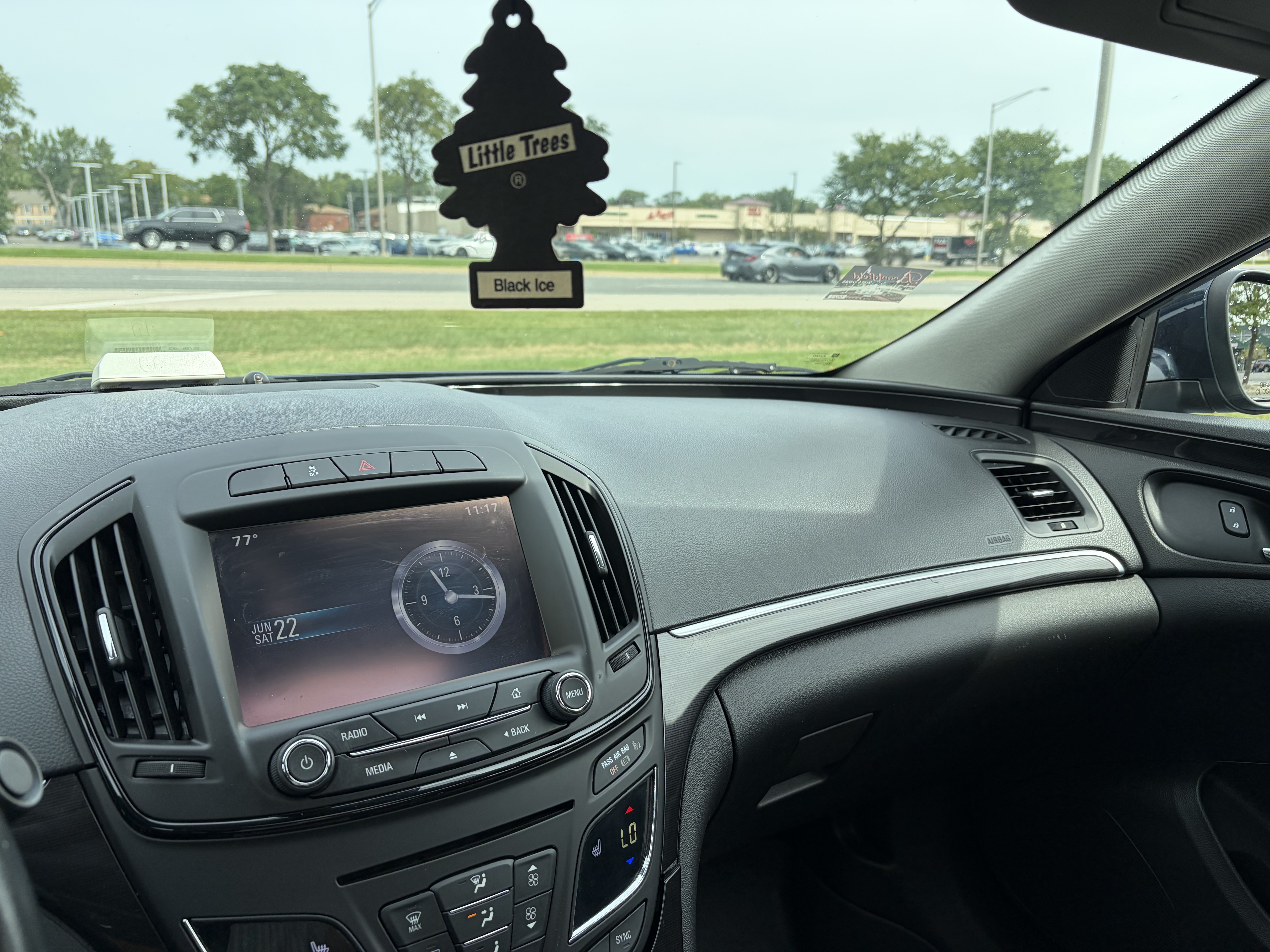 Used 2015 Buick Regal FWD image 21